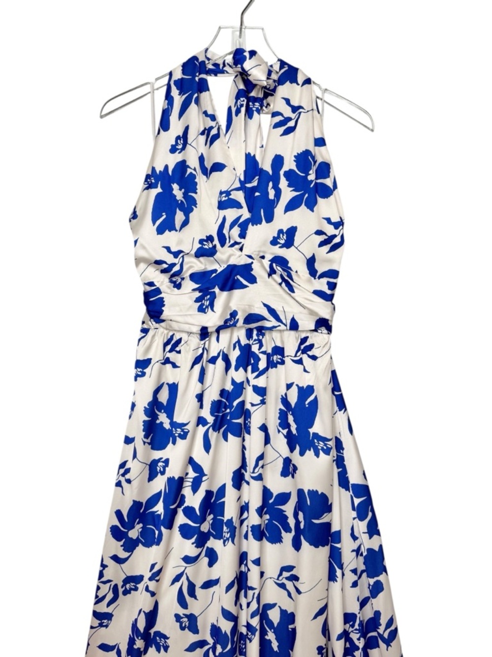 NEW Petal & Pup Allora Blue Floral Women’s Halter Satin Maxi Dress Sz M - Picture 3 of 14
